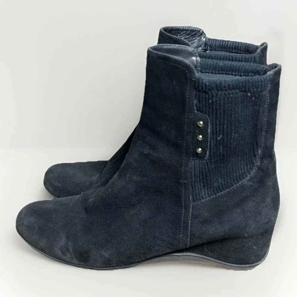 Aquatalia‎ Black Suede Ankle Boots 9 Weatherproof Italian Wedge Booties